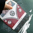 Miniaturebillede af Isskraber udformet som VW bus